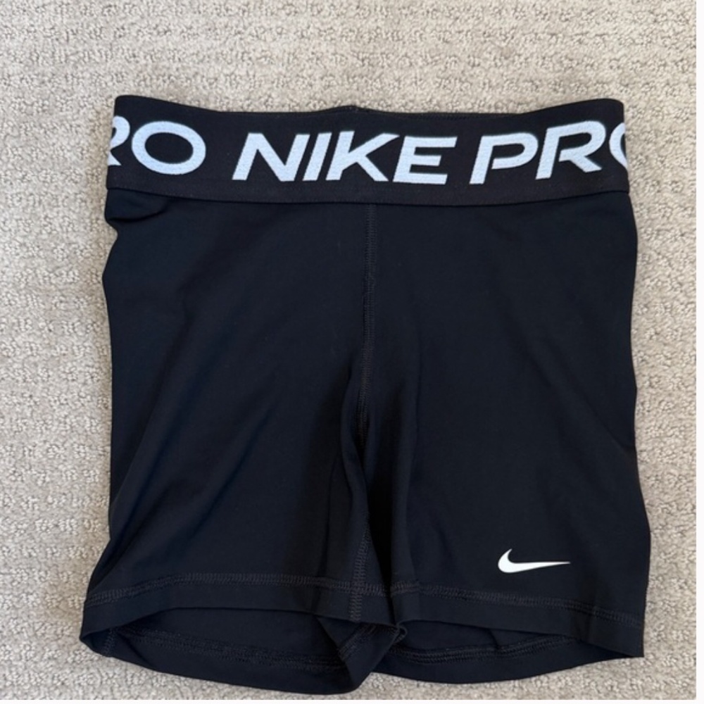 Black Nike Pro Training Shorts XS